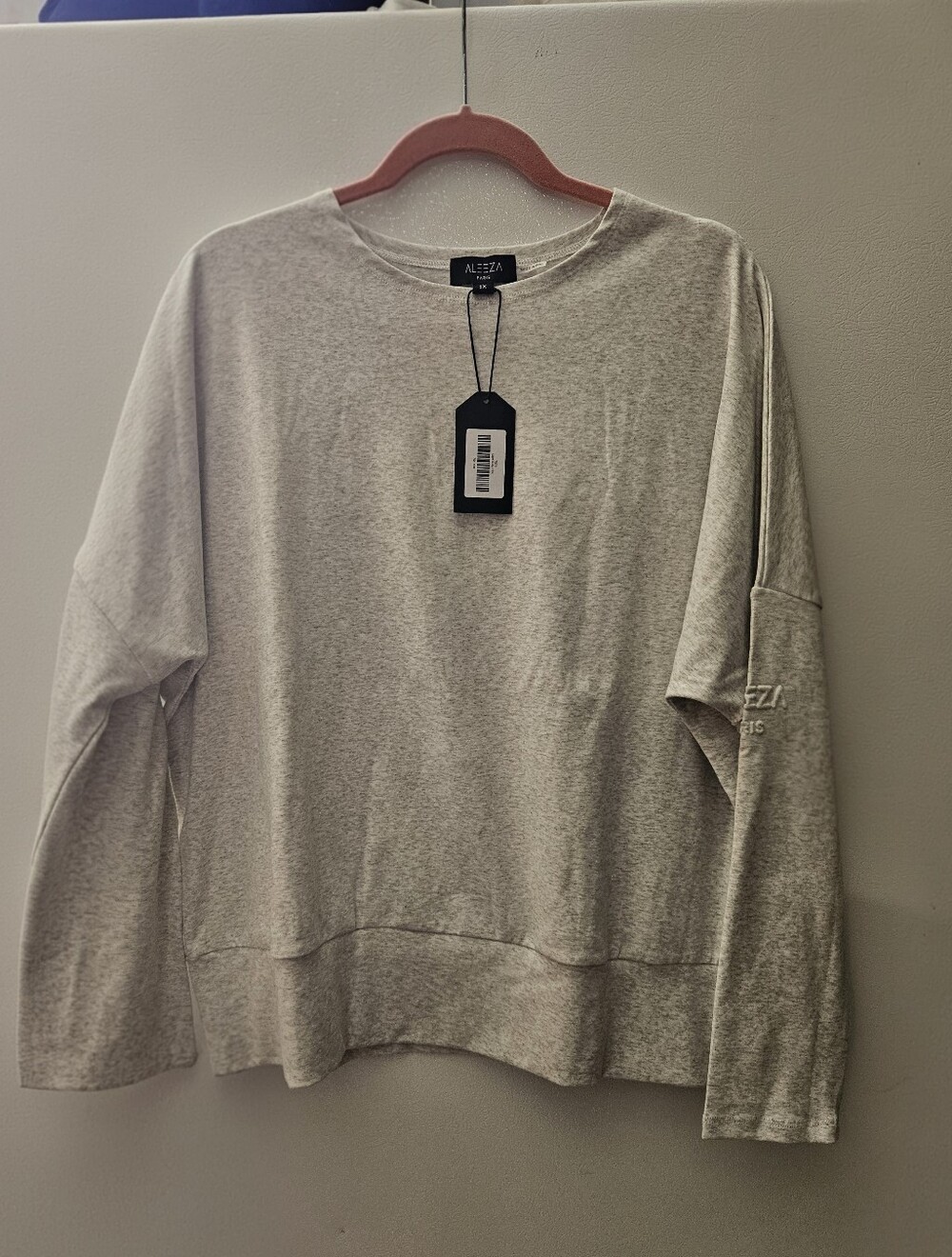 Aleeza Paris Light Heather Gray Relaxed Shirt - Soft Crewneck  NWT